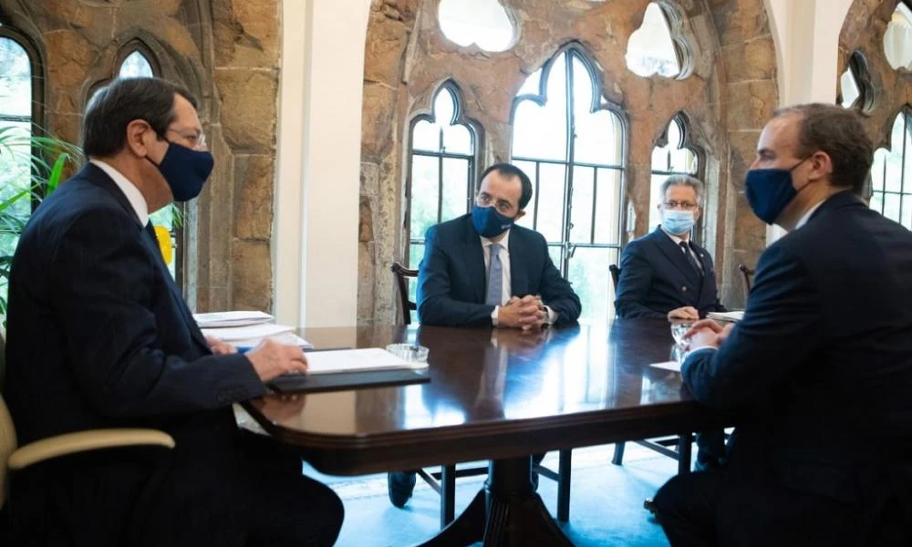 Το νέο βρετανικό σχέδιο για την Κύπρο θυμίζει ξανά το ρόλο του Λονδίνου στο νησί και την στήριξή του στην Άγκυρα